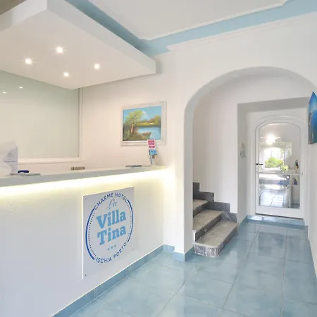 Charme La Tina Hotel