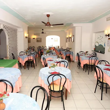 Charme La Tina 3* Ischia