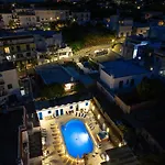 Charme La Tina Hotel