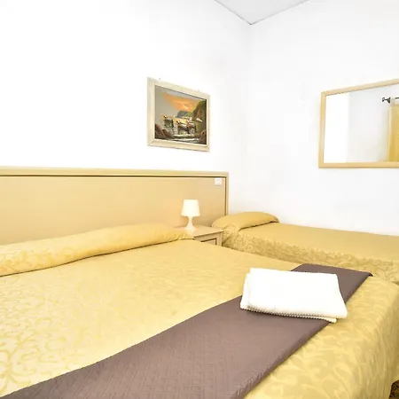 Charme La Tina מלון איסקיה