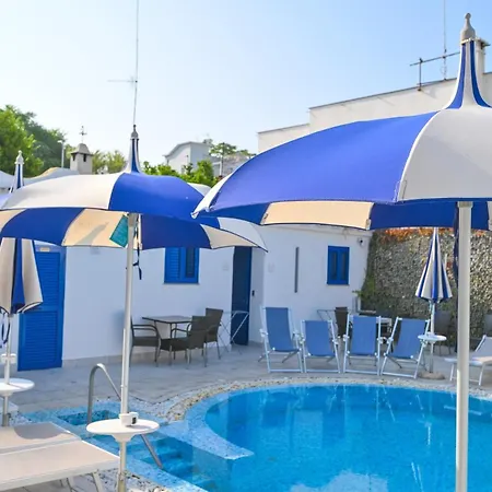 Hotel Charme La Tina 3*