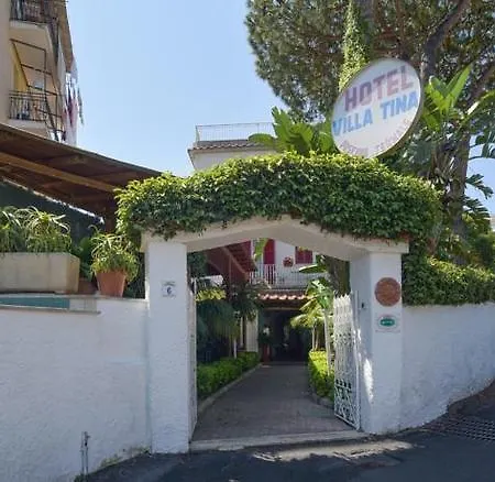 מלון Charme La Tina איסקיה