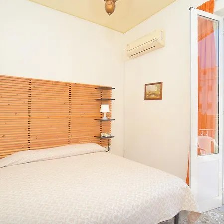 Charme La Tina מלון