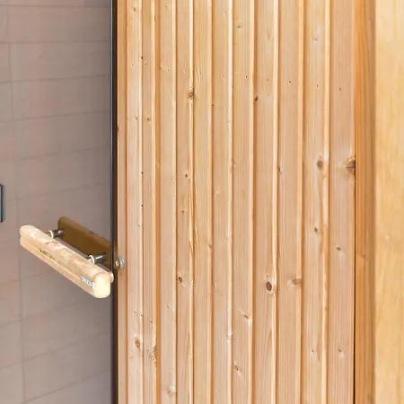 מלון Charme La Tina 3*