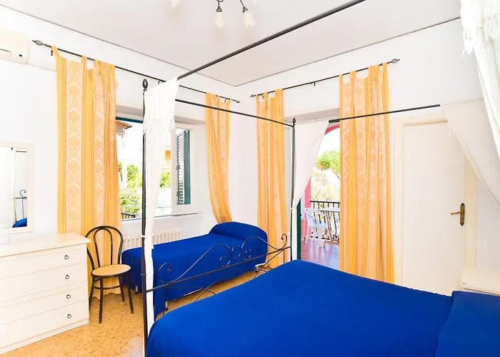 Hotel Charme La Tina Isquia