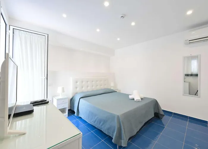 Charme La Tina 3* Isquia