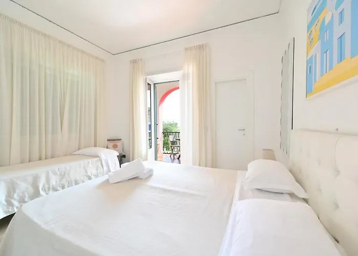 Charme La Tina Hotel Isquia