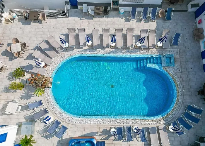 Charme La Tina Isquia