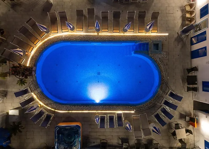 Hotel Charme La Tina