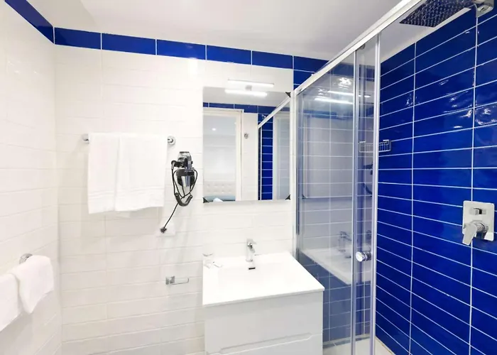 Hotel Charme La Tina 3*