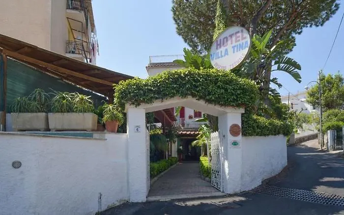 Hotel Charme La Tina Isquia