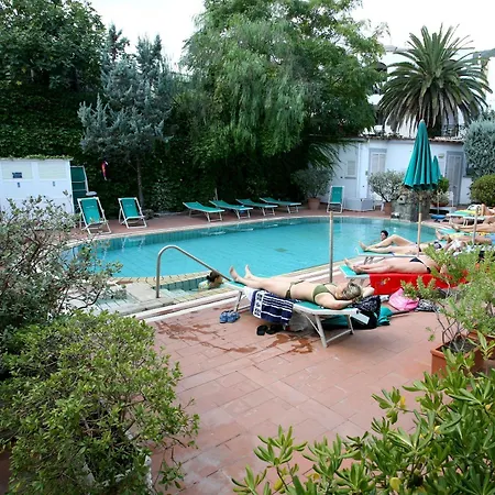 Charme La Tina Отель 3*